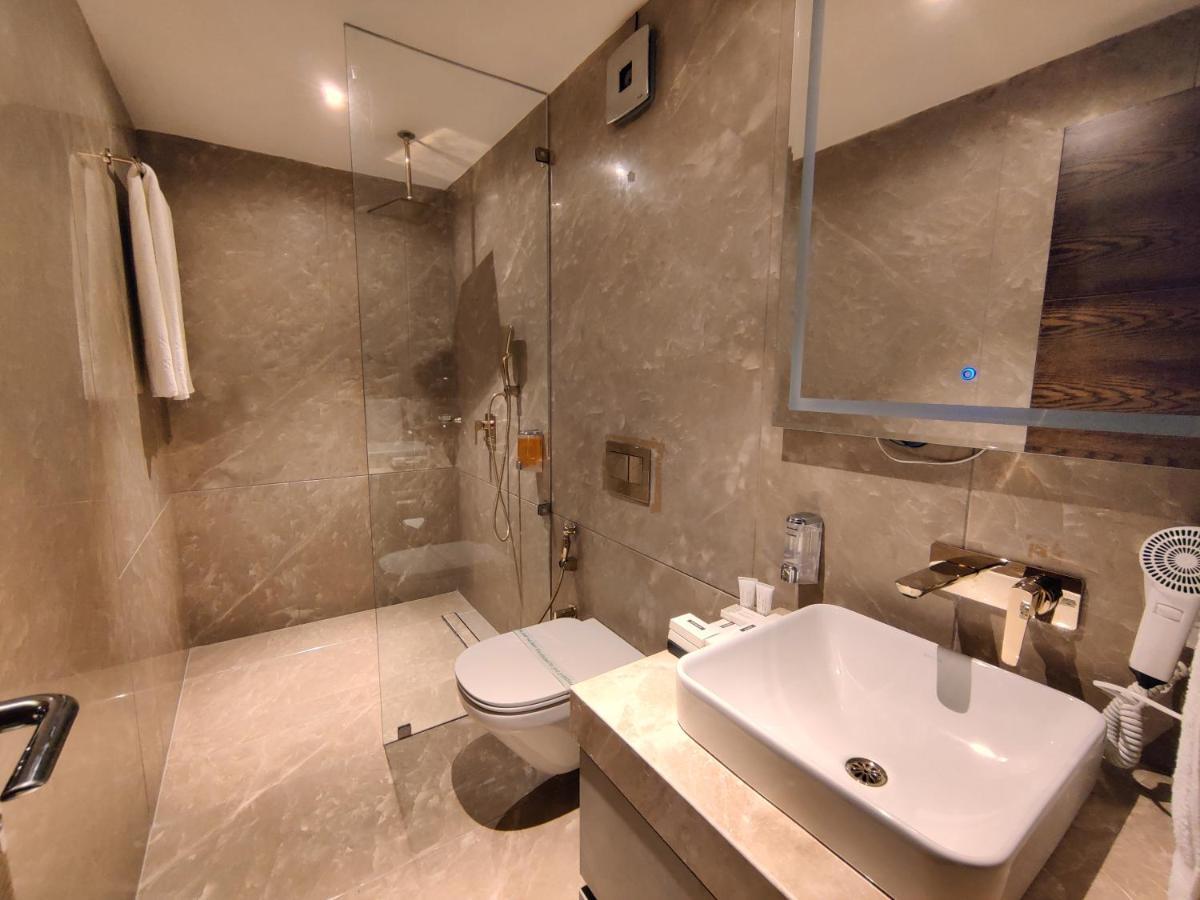 Leela Resort, The Exotic Boutique Hotel - Pure Veg Mahābaleshwar Dış mekan fotoğraf