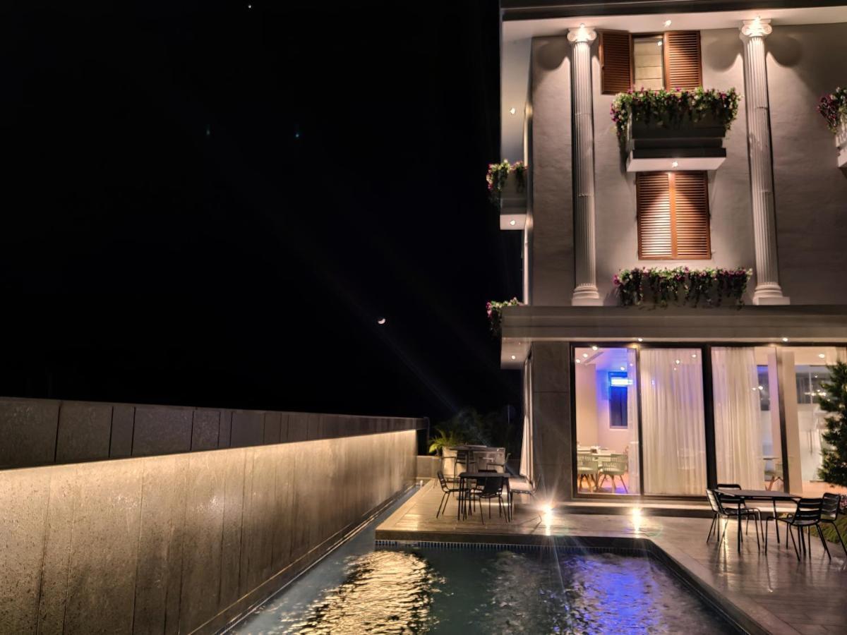 Leela Resort, The Exotic Boutique Hotel - Pure Veg Mahābaleshwar Dış mekan fotoğraf