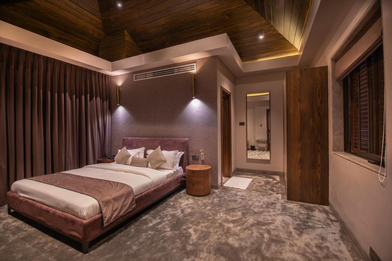 Leela Resort, The Exotic Boutique Hotel - Pure Veg Mahābaleshwar Dış mekan fotoğraf