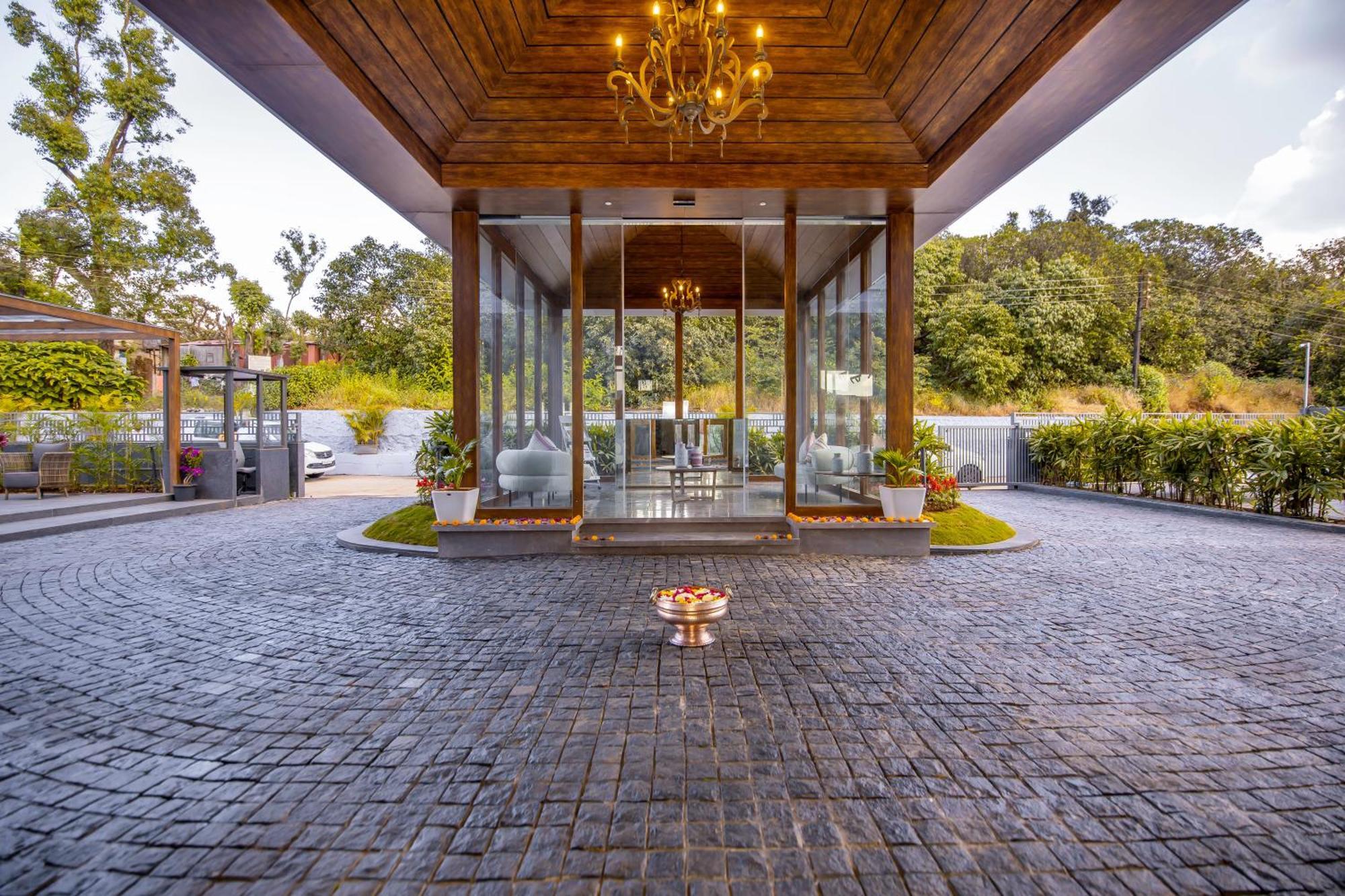 Leela Resort, The Exotic Boutique Hotel - Pure Veg Mahābaleshwar Dış mekan fotoğraf