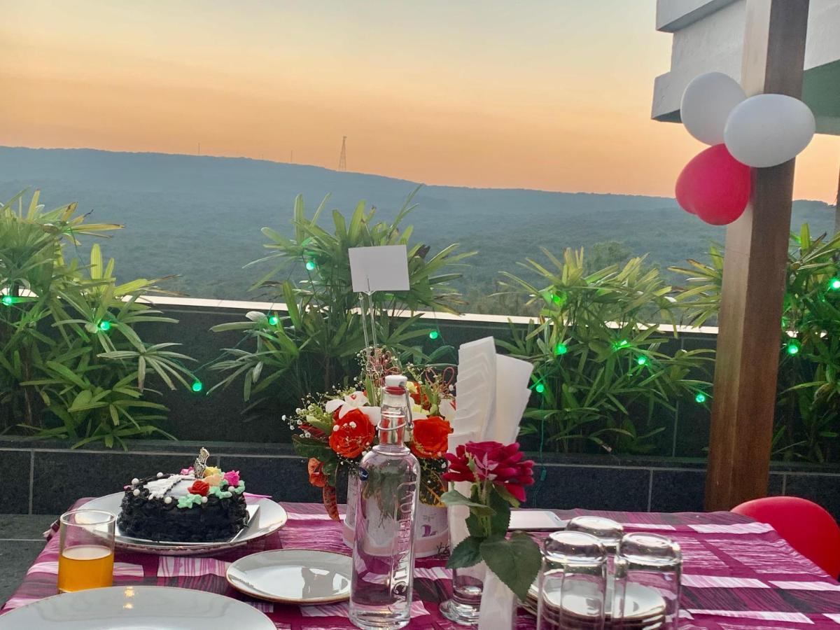 Leela Resort, The Exotic Boutique Hotel - Pure Veg Mahābaleshwar Dış mekan fotoğraf