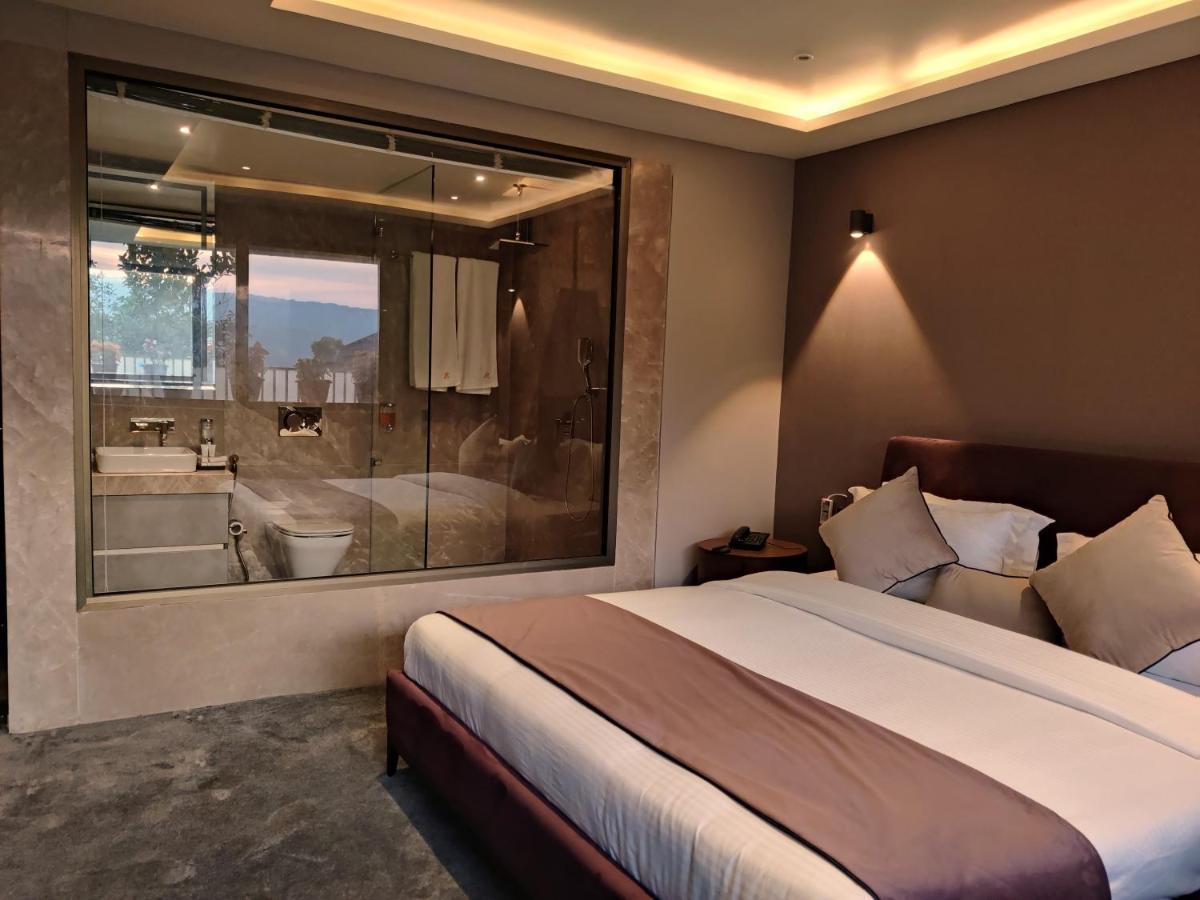 Leela Resort, The Exotic Boutique Hotel - Pure Veg Mahābaleshwar Dış mekan fotoğraf