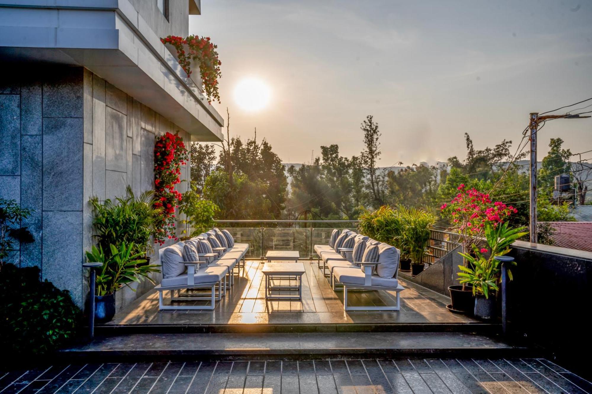 Leela Resort, The Exotic Boutique Hotel - Pure Veg Mahābaleshwar Dış mekan fotoğraf