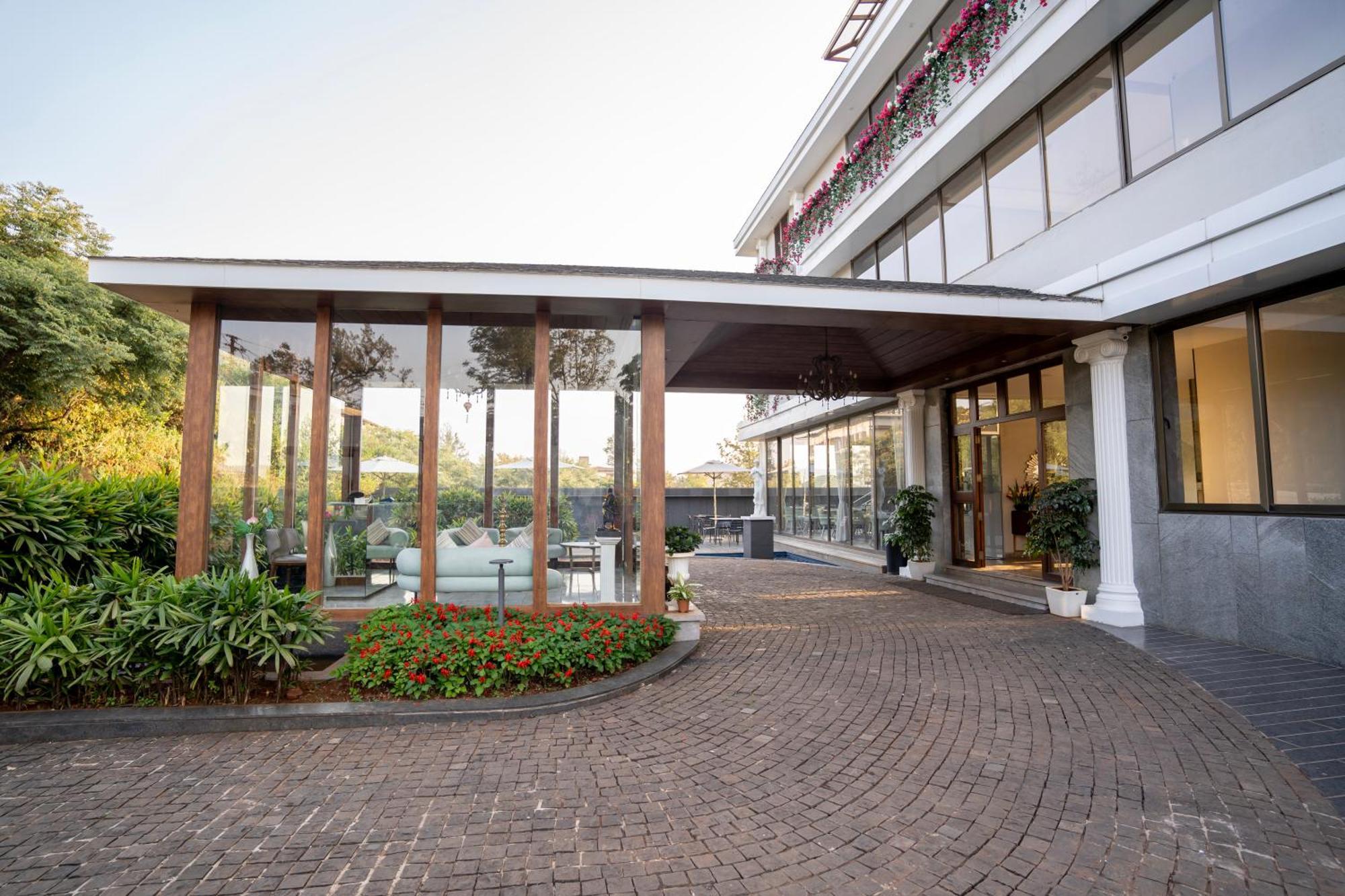 Leela Resort, The Exotic Boutique Hotel - Pure Veg Mahābaleshwar Dış mekan fotoğraf