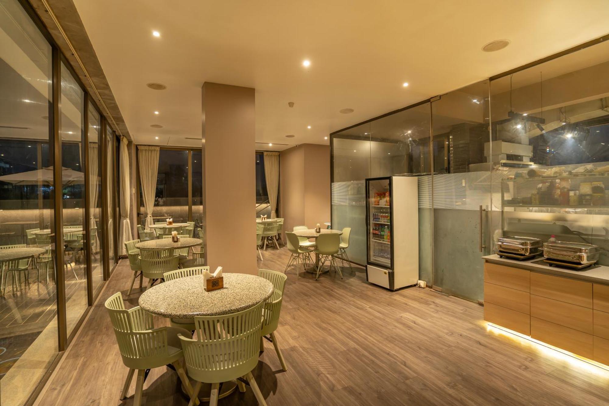 Leela Resort, The Exotic Boutique Hotel - Pure Veg Mahābaleshwar Dış mekan fotoğraf